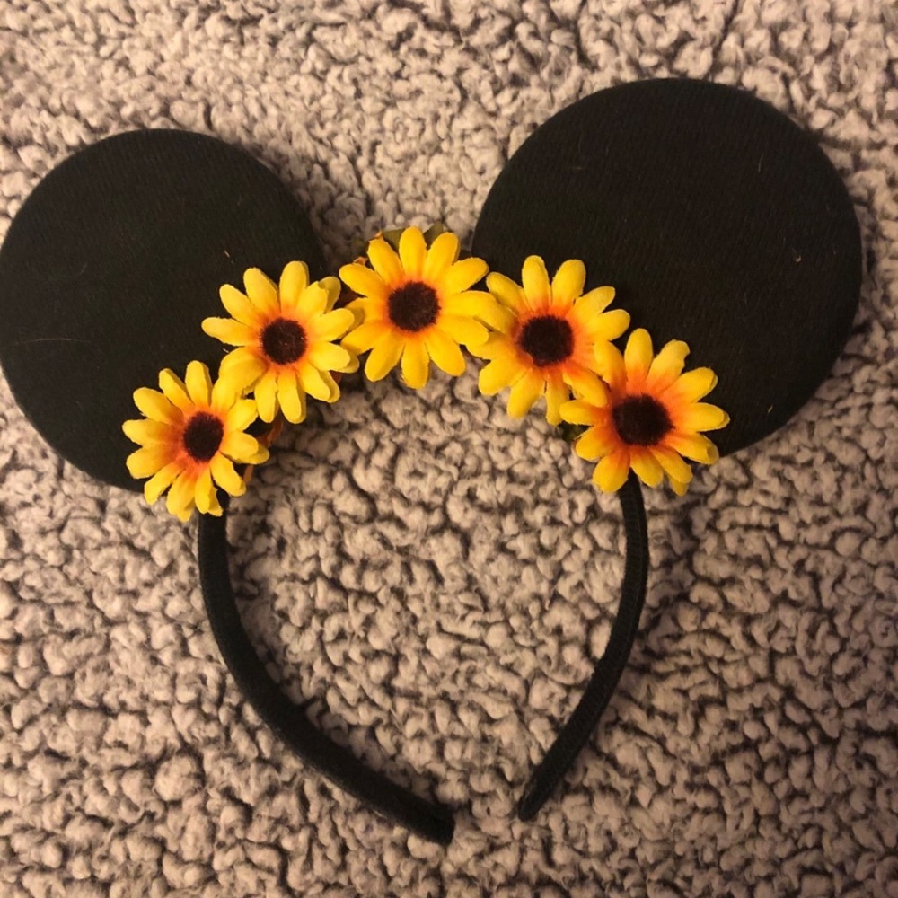 Black Mouse Ears Headband with SunFlowers 🌻